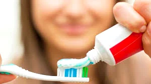 داشتن فلوراید مؤثر با دوز استاندارد